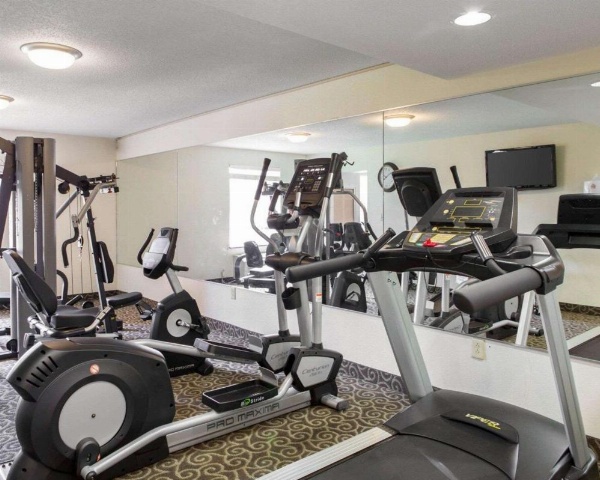 MainStay Suites Knoxville North I-75 image 11